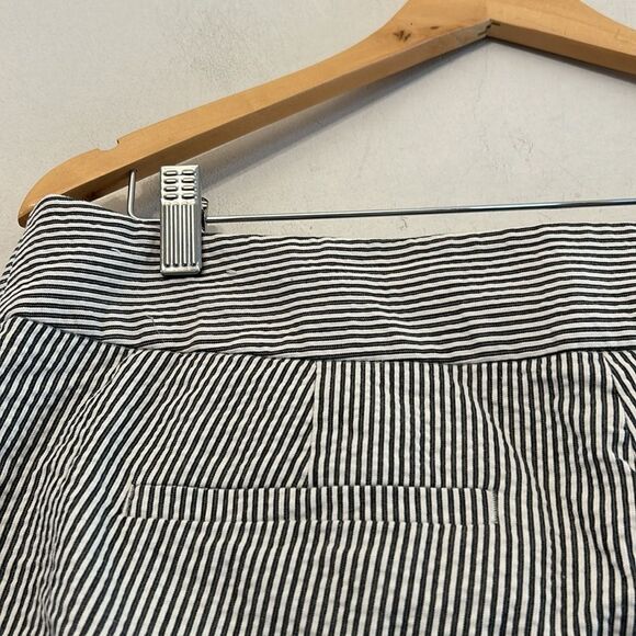 Loft brown white striped cuffed ankle pants Size 10 EUC - Picture 10 of 10